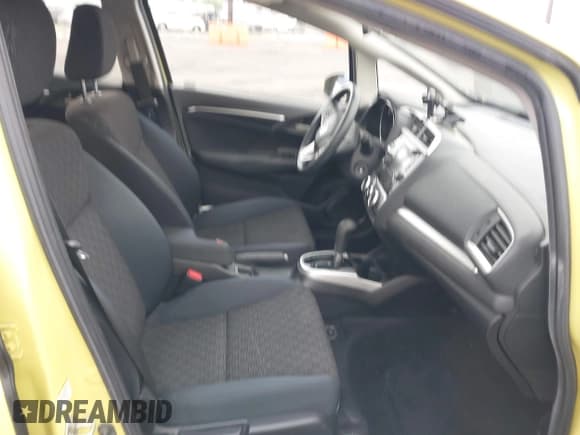 ✅ 2016 Honda Fit LX • VIN: JHMGK5H54GX012884 • Lot: 42409748. Listed on IAAI with 86,618 mi. Free auction sales archive from the USA and detailed vehicle history report at DreamBid. Image 5.