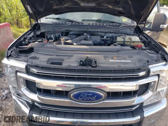 ✅ 2022 Ford F-250 XL • VIN: 1FT7W2B61NEG39234 • Lot: 43297502. Listed on IAAI with 70,186 mi. Free auction sales archive from the USA and detailed vehicle history report at DreamBid. Image 10.