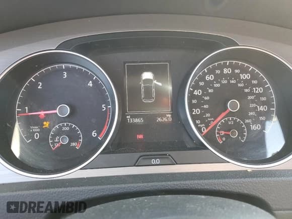 ✅ 2015 Volkswagen Golf S • VIN: 3VWRA7AU1FM090499 • Lot: 81155055. Wystawiony na Copart z przebiegiem 133 865 mil. Bezpłatny archiwum sprzedaży aukcyjnych z USA i szczegółowy raport historii pojazdu na DreamBid. Zdjęcie 9.