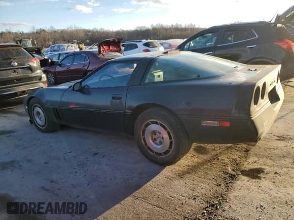 1986 Chevrolet Corvette with VIN 1G1YY0786G5105915, listed as a Copart auction lot 88309815 with 87,655 mi miles and Clean title. Bid and sale history available at DreamBid. Image 2.