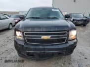 ✅ 2007 Chevrolet Suburban LTZ • VIN: 3GNFK16367G132334 • Lot: 81407164. Wystawiony na Copart z przebiegiem 201 998 mil. Bezpłatny archiwum sprzedaży aukcyjnych z USA i szczegółowy raport historii pojazdu na DreamBid. Zdjęcie 5.