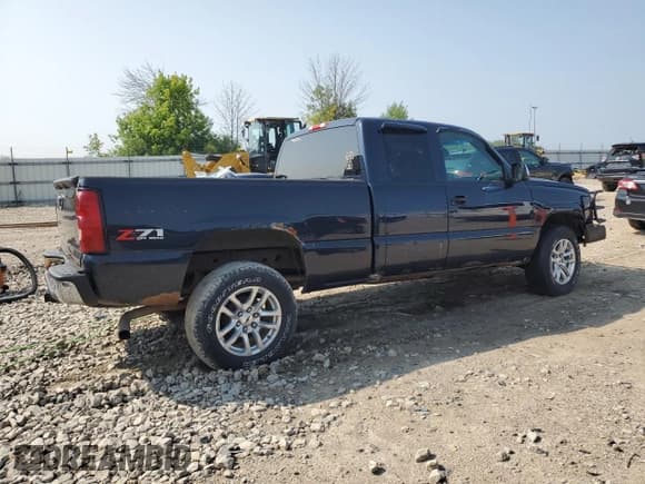 ✅ 2007 Chevrolet Silverado 1500 LT1 • VIN: 1GCEK19Z57Z175079 • Lot: 67663904. Listed on Copart with Not provided. Free auction sales archive from the USA and detailed vehicle history report at DreamBid. Image 3.