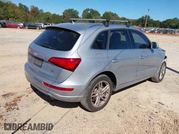 ✅ 2016 Audi Q5 Premium Plus • VIN: WA1L2AFP6GA059330 • Lot: 43461688. Wystawiony na IAAI z przebiegiem 120 388 mil. Bezpłatny archiwum sprzedaży aukcyjnych z USA i szczegółowy raport historii pojazdu na DreamBid. Zdjęcie 4.