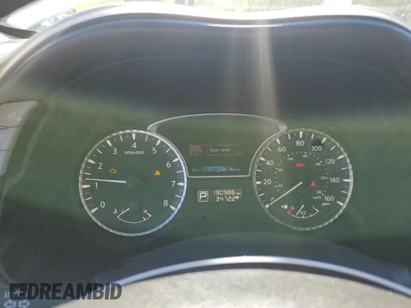 ✅ 2015 Infiniti QX60 • VIN: 5N1AL0MM6FC528038 • Lot: 85114255. Listed on Copart with 190,986 mi. Free auction sales archive from the USA and detailed vehicle history report at DreamBid. Image 9.