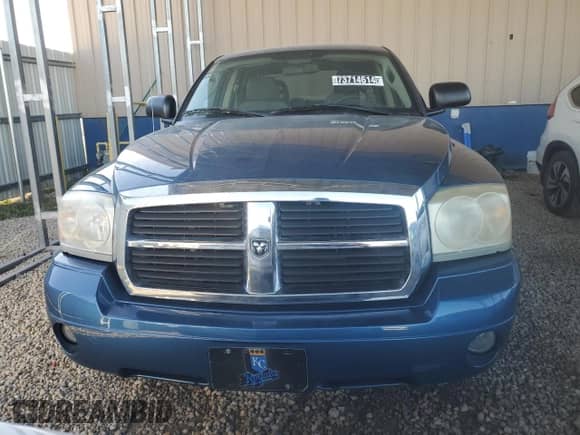2006 Dodge Dakota SLT с VIN 1D7HW48N16S704445, выставлен на аукционе Copart как лот 73714614 с пробегом 128 585 миль миль и Чистый • Clean title. История ставок и продаж доступна на DreamBid. Изображение 5.