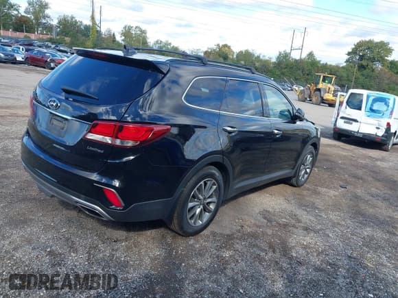 ✅ 2017 Hyundai Santa Fe SE • VIN: KM8SN4HF5HU240753 • Лот: 43493098. Опубликован ранее на IAAI с пробегом 85 307 миль. Бесплатный доступ к архиву аукционных продаж из США и подробный отчёт об истории автомобиля на DreamBid. Изображение 4.