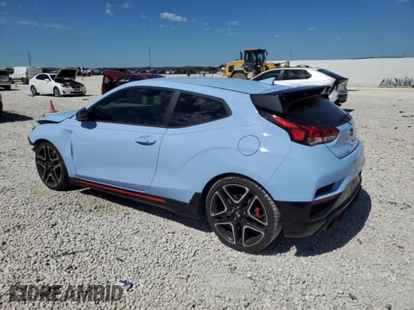 2021 Hyundai Veloster z VIN KMHT36AH2MU010065, wystawiony jako Copart lot #70975064 z przebiegiem 57 367 mil mil oraz Czysty tytuł • Clean title. Historia ofert i sprzedaży dostępna na DreamBid. Obrazek 2.