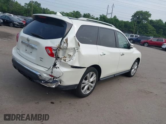 ✅ 2019 Nissan Pathfinder SV • VIN: 5N1DR2MM9KC587022 • Lot: 42436626. Listed on IAAI with 94,467 mi. Free auction sales archive from the USA and detailed vehicle history report at DreamBid. Image 4.