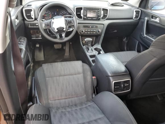 ✅ 2019 Kia Sportage LX • VIN: KNDPMCAC0K7531013 • Лот: 85585425. Опубликован ранее на Copart с пробегом 121 695 миль. Бесплатный доступ к архиву аукционных продаж из США и подробный отчёт об истории автомобиля на DreamBid. Изображение 8.