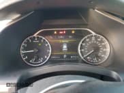 ✅ 2018 Nissan Murano SV • VIN: 5N1AZ2MHXJN201099 • Lot: 92655995. Listed on Copart with 124,422 mi. Free auction sales archive from the USA and detailed vehicle history report at DreamBid. Image 9.