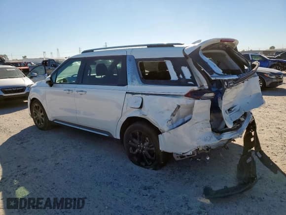 ✅ 2024 Kia Carnival SX • VIN: KNDNE5H34R6397192 • Lot: 92101885. Wystawiony na Copart z przebiegiem 24 895 mil. Bezpłatny archiwum sprzedaży aukcyjnych z USA i szczegółowy raport historii pojazdu na DreamBid. Zdjęcie 2.