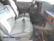 1991 Dodge Dakota z VIN 1B7FL23X5MS335433, wystawiony jako IAAI lot #41149799 z przebiegiem Nie podano mil oraz . Historia ofert i sprzedaży dostępna na DreamBid. Obrazek 5.