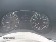 ✅ 2019 Nissan Pathfinder S • VIN: 5N1DR2MMXKC639984 • Lot: 42173450. Listed on IAAI with 110,777 mi. Free auction sales archive from the USA and detailed vehicle history report at DreamBid. Image 7.