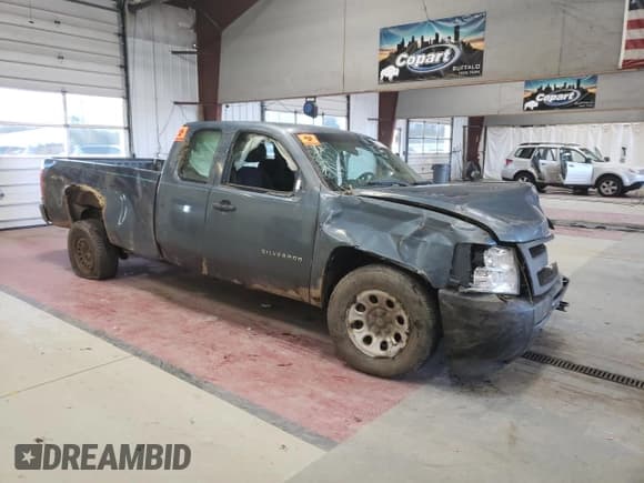✅ 2012 Chevrolet Silverado 1500 Work Truck • VIN: 1GCRKPE05CZ136630 • Lot: 75507374. Listed on Copart with 186,592 mi. Free auction sales archive from the USA and detailed vehicle history report at DreamBid. Image 4.