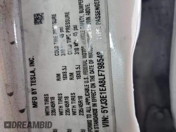 ✅ 2022 Tesla Model 3 • VIN: 5YJ3E1EA6NF298598 • Lot: 81917005. Wystawiony na Copart z przebiegiem 31 030 mil. Bezpłatny archiwum sprzedaży aukcyjnych z USA i szczegółowy raport historii pojazdu na DreamBid. Zdjęcie 12.