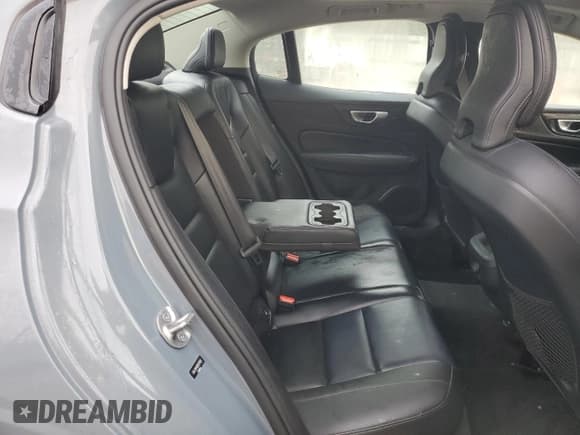 ✅ 2024 Volvo S60 Core Dark Theme • VIN: 7JRL12FK0RG321329 • Лот: 54242205. Опубликован ранее на Copart с пробегом 16 671 миль. Бесплатный доступ к архиву аукционных продаж из США и подробный отчёт об истории автомобиля на DreamBid. Изображение 10.