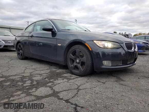 2008 BMW 3 Series 335xi с VIN WBAWC73558E064516, выставлен на аукционе Copart как лот 90809775 с пробегом 121 611 миль миль и Списание • Salvage title. История ставок и продаж доступна на DreamBid. Изображение 4.