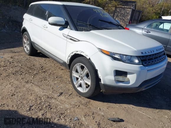 ✅ 2012 Land Rover Range Rover Evoque Pure Premium • VIN: SALVR2BG5CH679943 • Lot: 43623723. Wystawiony na IAAI z przebiegiem 153 420 mil. Bezpłatny archiwum sprzedaży aukcyjnych z USA i szczegółowy raport historii pojazdu na DreamBid. Zdjęcie 6.