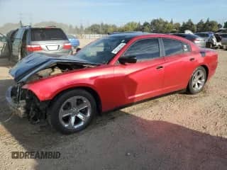 ✅ 2014 Dodge Charger RT • VIN: 2C3CDXCT2EH167726 • Lot: 84195755. Wystawiony na Copart z przebiegiem 115 055 mil. Bezpłatny archiwum sprzedaży aukcyjnych z USA i szczegółowy raport historii pojazdu na DreamBid. Zdjęcie 1.