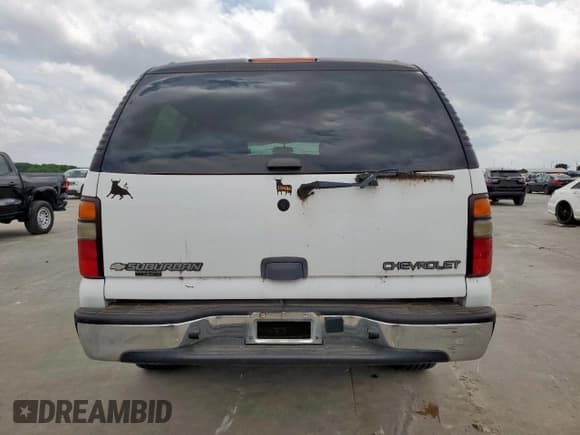 ✅ 2005 Chevrolet Suburban LT • VIN: 3GNEC16Z65G283149 • Лот: 55030225. Опубликован ранее на Copart с пробегом 164 340 миль. Бесплатный доступ к архиву аукционных продаж из США и подробный отчёт об истории автомобиля на DreamBid. Изображение 6.