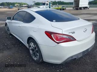 ✅ 2013 Hyundai Genesis Coupe Premium • VIN: KMHHT6KD4DU097582 • Lot: 42276696. Wystawiony na IAAI z przebiegiem 114 934 mil. Bezpłatny archiwum sprzedaży aukcyjnych z USA i szczegółowy raport historii pojazdu na DreamBid. Zdjęcie 3.
