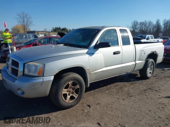 ✅ 2006 Dodge Dakota SLT • VIN: 1D7HE42K86S528527 • Лот: 43722536. Опубликован ранее на IAAI с пробегом 66 938 миль. Бесплатный доступ к архиву аукционных продаж из США и подробный отчёт об истории автомобиля на DreamBid. Изображение 2.