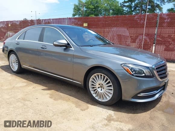 ✅ 2020 Mercedes-Benz S 560 • VIN: WDDUG8GB8LA502083 • Lot: 42288734. Wystawiony na IAAI z przebiegiem 67 287 mil. Bezpłatny archiwum sprzedaży aukcyjnych z USA i szczegółowy raport historii pojazdu na DreamBid. Zdjęcie 1.