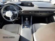 ✅ 2019 Mazda 3 Select • VIN: JM1BPBAM4K1114761 • Lot: 70358605. Wystawiony na Copart z przebiegiem 102 661 mil. Bezpłatny archiwum sprzedaży aukcyjnych z USA i szczegółowy raport historii pojazdu na DreamBid. Zdjęcie 8.