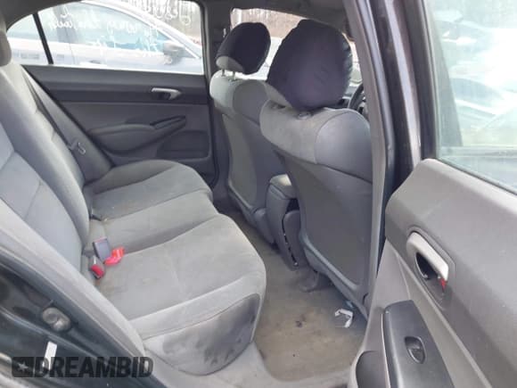 ✅ 2008 Honda Civic LX • VIN: 1HGFA16558L034687 • Лот: 43780107. Опубликован ранее на IAAI с пробегом Не указан. Бесплатный доступ к архиву аукционных продаж из США и подробный отчёт об истории автомобиля на DreamBid. Изображение 8.