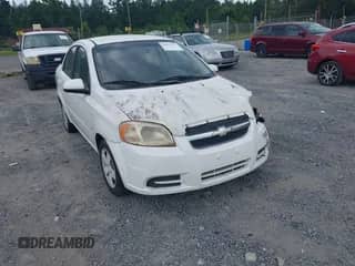 2008 Chevrolet Aveo LS z VIN KL1TD56678B151449, wystawiony jako IAAI lot #42857117 z przebiegiem 105 129 mil mil oraz . Historia ofert i sprzedaży dostępna na DreamBid. Obrazek 1.