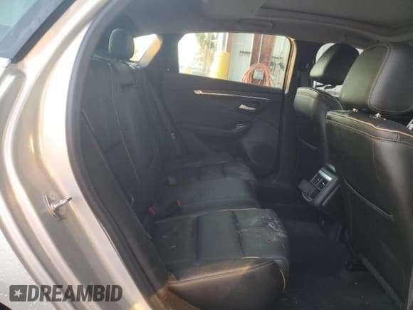 ✅ 2018 Chevrolet Impala Premier • VIN: 2G1125S36J9112160 • Lot: 75570124. Wystawiony na Copart z przebiegiem 111 263 mil. Bezpłatny archiwum sprzedaży aukcyjnych z USA i szczegółowy raport historii pojazdu na DreamBid. Zdjęcie 10.