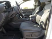 ✅ 2020 Hyundai Santa Fe SEL • VIN: 5NMS3CAD3LH251845 • Lot: 68678114. Wystawiony na Copart z przebiegiem 57 647 mil. Bezpłatny archiwum sprzedaży aukcyjnych z USA i szczegółowy raport historii pojazdu na DreamBid. Zdjęcie 7.