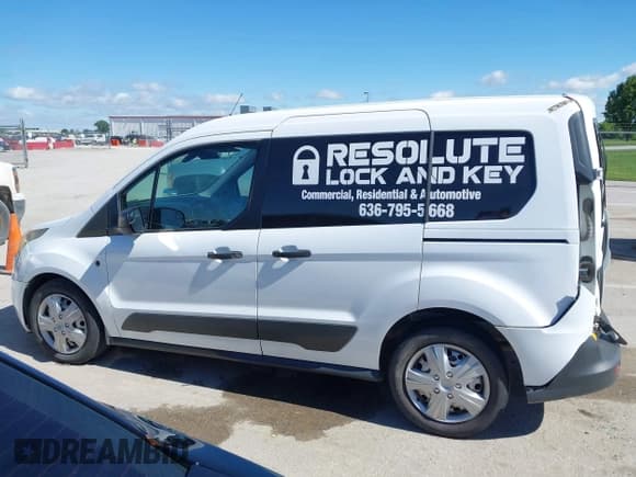 ✅ 2014 Ford Transit Connect XLT • VIN: NM0LS6F71E1159509 • Лот: 42292596. Опубликован ранее на IAAI с пробегом 141 174 миль. Бесплатный доступ к архиву аукционных продаж из США и подробный отчёт об истории автомобиля на DreamBid. Изображение 14.