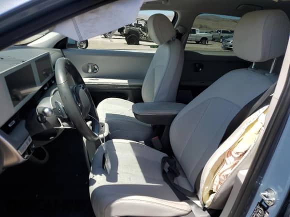 2022 Hyundai Ioniq 5 SEL z VIN KM8KNDAF5NU094215, wystawiony jako Copart lot #52761334 z przebiegiem 81 459 mil mil oraz Szkoda całkowita • Salvage title. Historia ofert i sprzedaży dostępna na DreamBid. Obrazek 7.