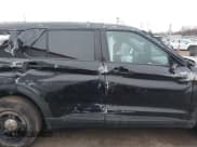 ✅ 2022 Ford Police Interceptor Utility • VIN: 1FM5K8ABXNGA03660 • Lot: 38814628. Wystawiony na IAAI z przebiegiem 3 mil. Bezpłatny archiwum sprzedaży aukcyjnych z USA i szczegółowy raport historii pojazdu na DreamBid. Zdjęcie 13.