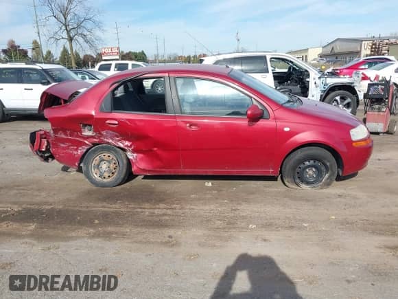 2005 Chevrolet Aveo SVM z VIN KL1TD52645B463603, wystawiony jako IAAI lot #40705281 z przebiegiem 180 793 mil mil oraz . Historia ofert i sprzedaży dostępna na DreamBid. Obrazek 13.