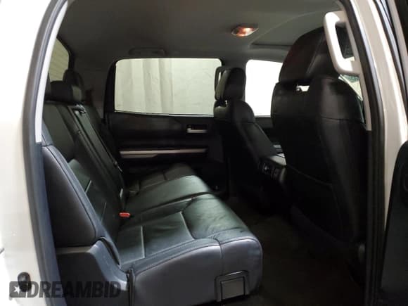 ✅ 2015 Toyota Tundra Limited • VIN: 5TFHW5F19FX452611 • Lot: 61103335. Listed on Copart with 147,112 mi. Free auction sales archive from the USA and detailed vehicle history report at DreamBid. Image 10.