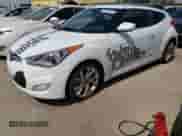 2017 Hyundai Veloster z VIN KMHTC6AD1HU322526, wystawiony jako Copart lot #49550693 z przebiegiem 47 781 mil mil oraz . Historia ofert i sprzedaży dostępna na DreamBid. Obrazek 1.
