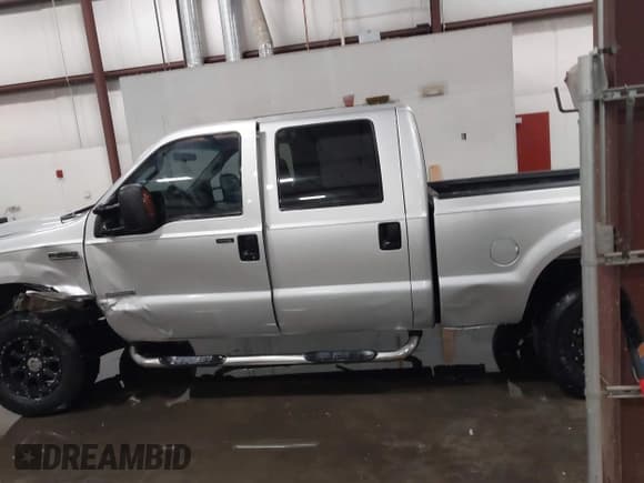 ✅ 2006 Ford F-250 XL • VIN: 1FTSW21PX6ED38127 • Lot: 41444879. Listed on IAAI with 209,064 mi. Free auction sales archive from the USA and detailed vehicle history report at DreamBid. Image 14.