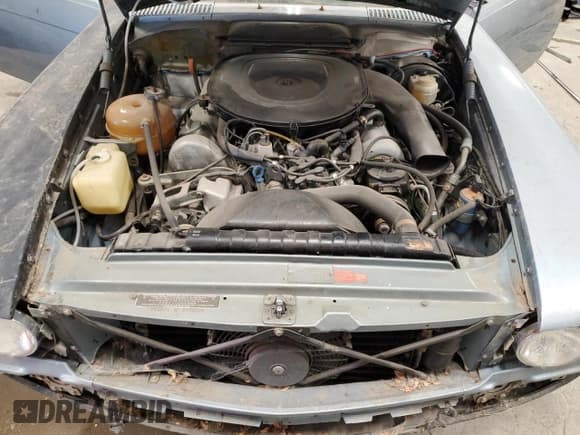 ✅ 1976 Mercedes-Benz SLC • VIN: 10702412013964 • Lot: 90460335. Listed on Copart with 84,495 mi. Free auction sales archive from the USA and detailed vehicle history report at DreamBid. Image 11.