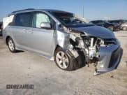 ✅ 2020 Toyota Sienna LE Auto Access Seat • VIN: 5TDKZ3DC4LS062121 • Lot: 69373775. Listed on Copart with 59,344 mi. Free auction sales archive from the USA and detailed vehicle history report at DreamBid. Image 4.