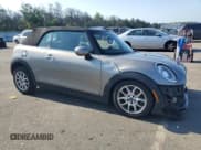 ✅ 2018 MINI Convertible Cooper S • VIN: WMWWG9C53J3D22679 • Лот: 60190565. Опубликован ранее на Copart с пробегом 55 536 миль. Бесплатный доступ к архиву аукционных продаж из США и подробный отчёт об истории автомобиля на DreamBid. Изображение 4.