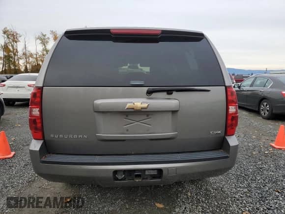 2007 Chevrolet Suburban LT z VIN 1GNFK16367J264668, wystawiony jako Copart lot #91350005 z przebiegiem 143 693 mil mil oraz Czysty tytuł • Clean title. Historia ofert i sprzedaży dostępna na DreamBid. Obrazek 6.