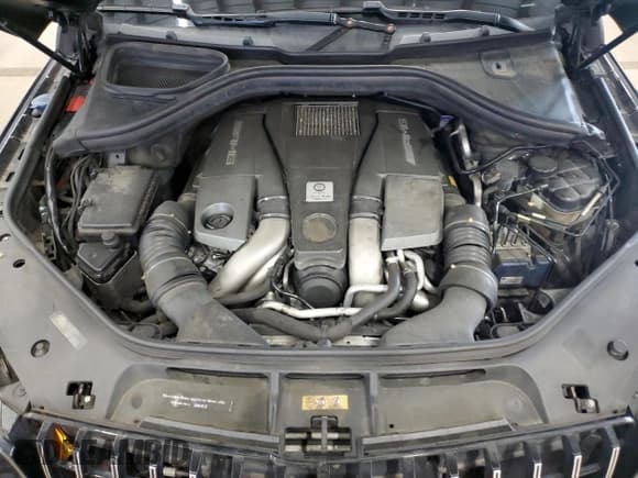 ✅ 2015 Mercedes-Benz GL 63 AMG • VIN: 4JGDF7EE6FA519209 • Lot: 60859345. Listed on Copart with 198,099 mi. Free auction sales archive from the USA and detailed vehicle history report at DreamBid. Image 12.