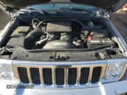 ✅ 2007 Jeep Commander Sport • VIN: 1J8HH48PX7C673254 • Лот: 88316325. Опубликован ранее на Copart с пробегом 107 899 миль. Бесплатный доступ к архиву аукционных продаж из США и подробный отчёт об истории автомобиля на DreamBid. Изображение 14.