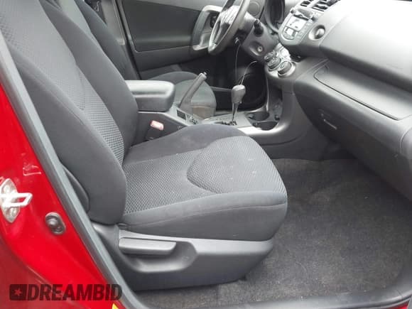 ✅ 2010 Toyota RAV4 Sport • VIN: 2T3RF4DV0AW027036 • Lot: 42399785. Wystawiony na IAAI z przebiegiem 162 763 mil. Bezpłatny archiwum sprzedaży aukcyjnych z USA i szczegółowy raport historii pojazdu na DreamBid. Zdjęcie 5.