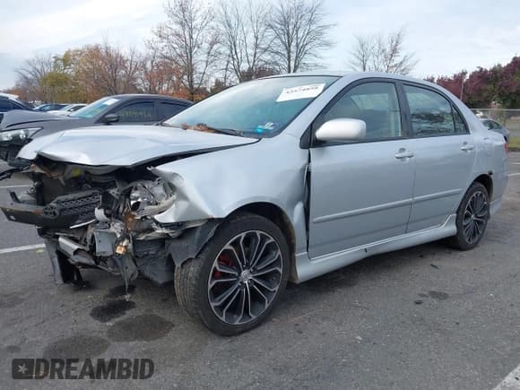 ✅ 2006 Toyota Corolla CE • VIN: 1NXBR32EX6Z569413 • Lot: 43574858. Listed on IAAI with 198,620 mi. Free auction sales archive from the USA and detailed vehicle history report at DreamBid. Image 2.