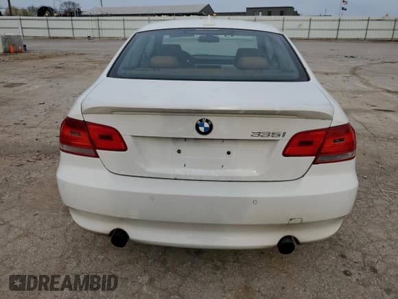 ✅ 2010 BMW 3 Series 335i xDrive • VIN: WBAWC7C5XAE271179 • Лот: 47559623. Опубликован ранее на Copart с пробегом Не указан. Бесплатный доступ к архиву аукционных продаж из США и подробный отчёт об истории автомобиля на DreamBid. Изображение 6.