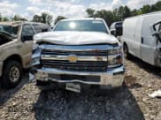 ✅ 2016 Chevrolet Silverado 2500HD Work Truck • VIN: 1GC2CUEG7GZ381946 • Lot: 61607575. Wystawiony na Copart z przebiegiem 126 098 mil. Bezpłatny archiwum sprzedaży aukcyjnych z USA i szczegółowy raport historii pojazdu na DreamBid. Zdjęcie 5.