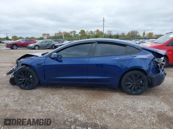 ✅ 2021 Tesla Model 3 Long Range • VIN: 5YJ3E1EB8MF853249 • Lot: 43505165. Listed on IAAI with 126,496 mi. Free auction sales archive from the USA and detailed vehicle history report at DreamBid. Image 14.